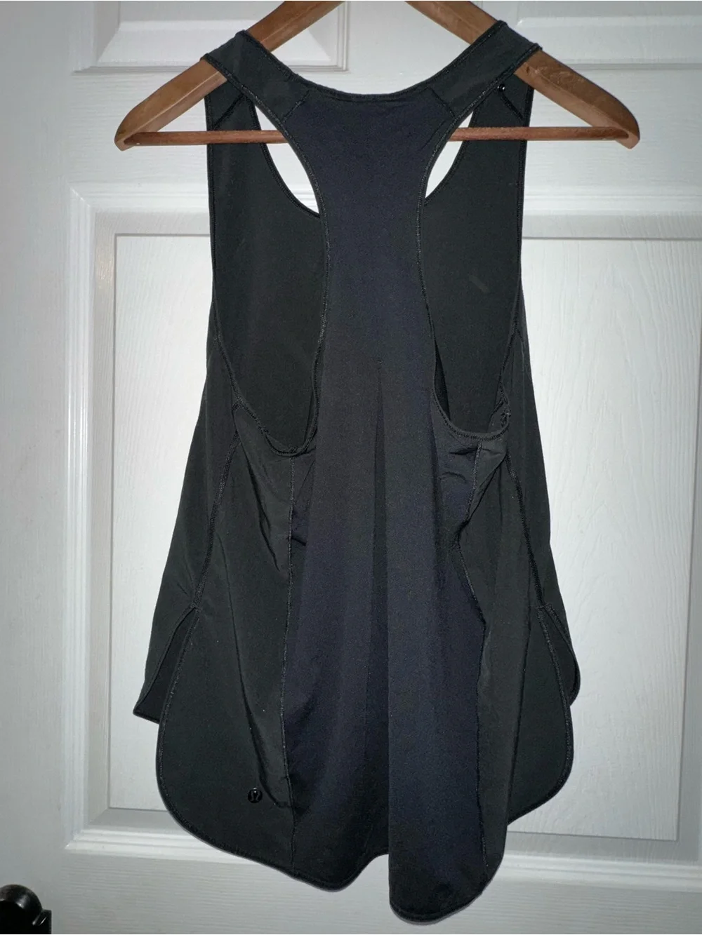 Lululemon Tank Top Black PTP 18” Size 4